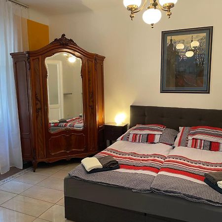 Buda Castle Apartment Budapest Eksteriør billede