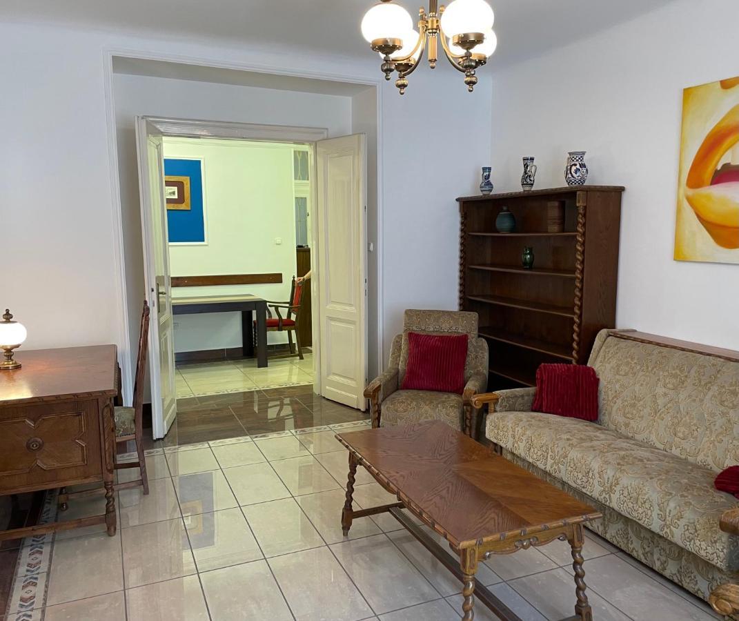 Buda Castle Apartment Budapest Eksteriør billede