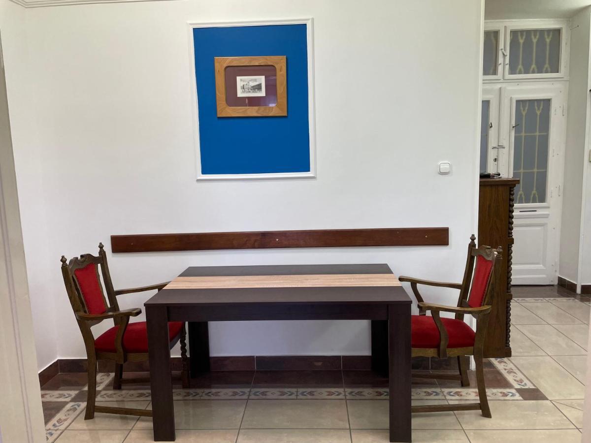 Buda Castle Apartment Budapest Eksteriør billede