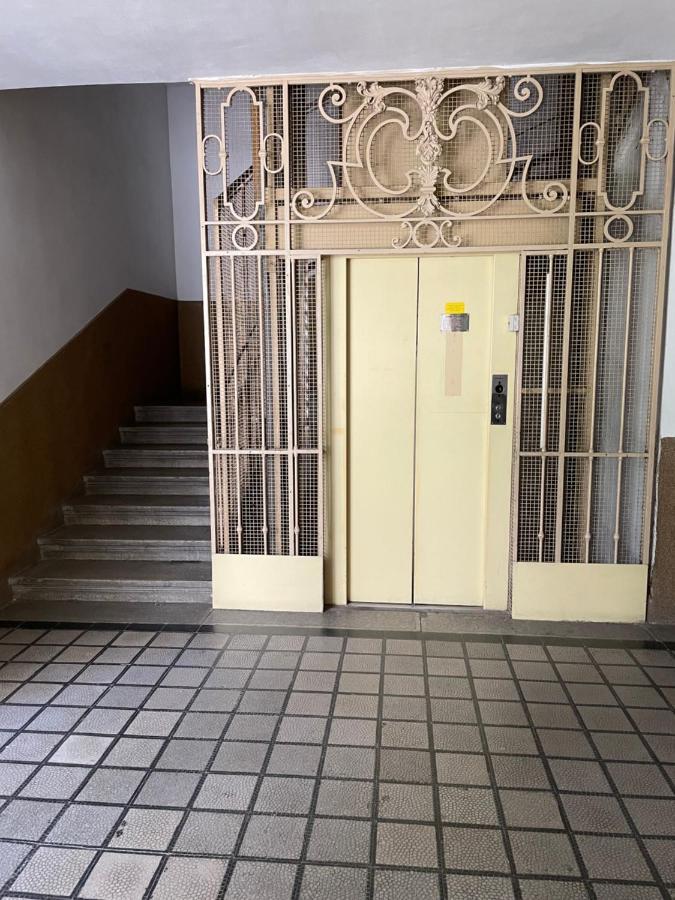 Buda Castle Apartment Budapest Eksteriør billede