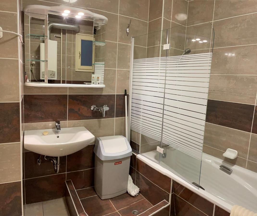 Buda Castle Apartment Budapest Eksteriør billede